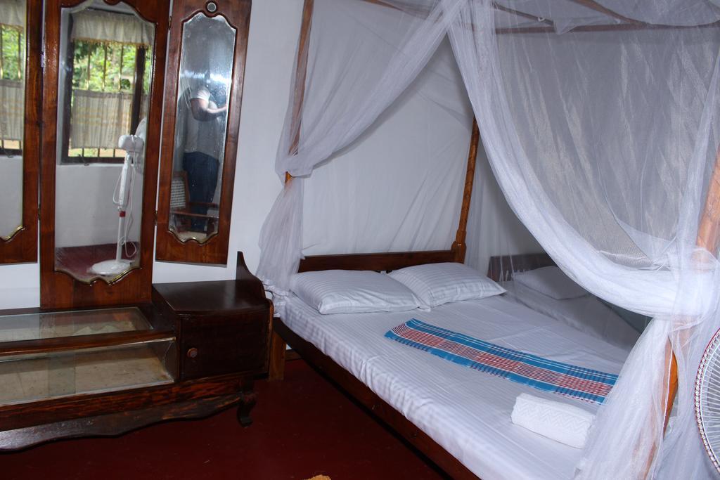 Abberny Villa Midigama East Zimmer foto